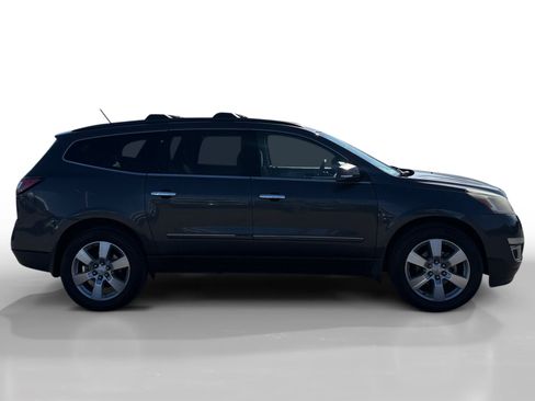 Used 2014 Chevrolet Traverse LTZ FWD image 6