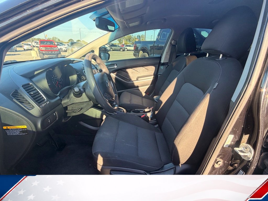 Used 2017 Kia Forte LX FWD image 16