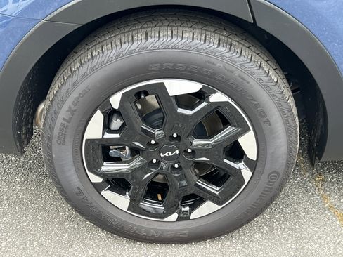 Used 2025 Kia Sorento S w/ Panoramic Sunroof Package image 17