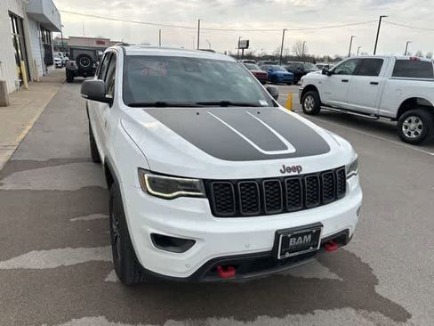 Used 2021 Jeep Grand Cherokee Trailhawk w/ Trailhawk Luxury Group image 24