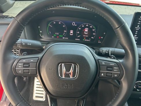 Used 2024 Honda Accord Sport image 9