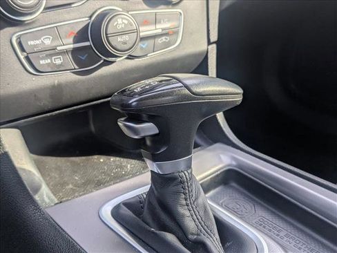 Used 2022 Dodge Charger GT AWD/4WD image 8