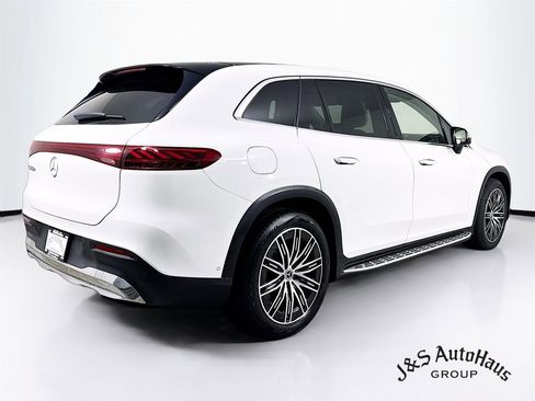 Used 2023 Mercedes-Benz EQS 450+ SUV image 7