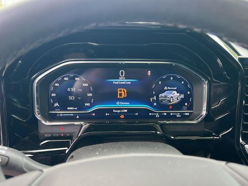 Used 2024 Chevrolet Silverado 1500 High Country w/ High Country Premium Package image 24