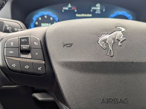 Used 2025 Ford Bronco Sport Badlands image 15