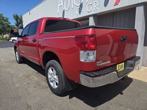 Used 2012 Toyota Tundra 4x4 CrewMax w/ SR5 Pkg image 5