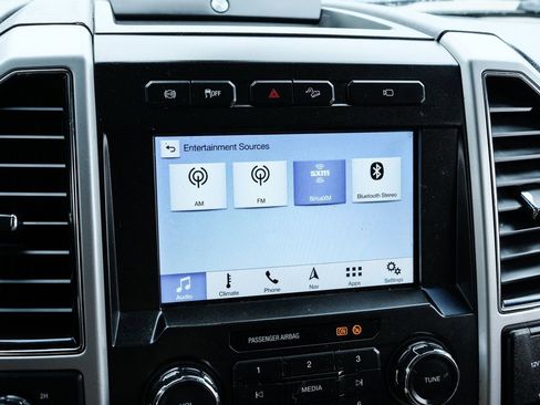 Used 2019 Ford F250 Lariat w/ Lariat Ultimate Package AWD/4WD image 53