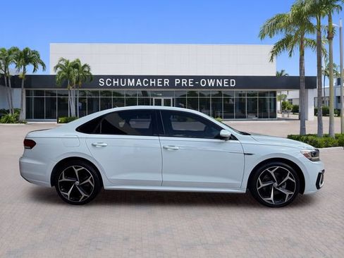Used 2021 Volkswagen Passat 2.0T R-Line FWD image 8