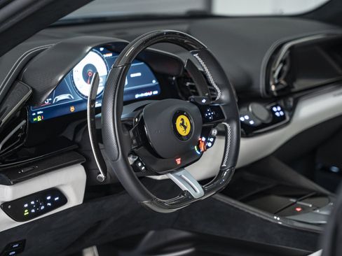 Used 2025 Ferrari Purosangue AWD/4WD image 43