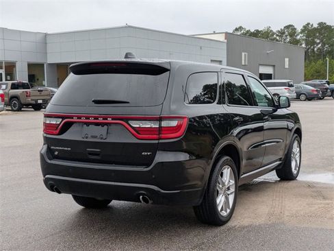 Used 2024 Dodge Durango GT image 3