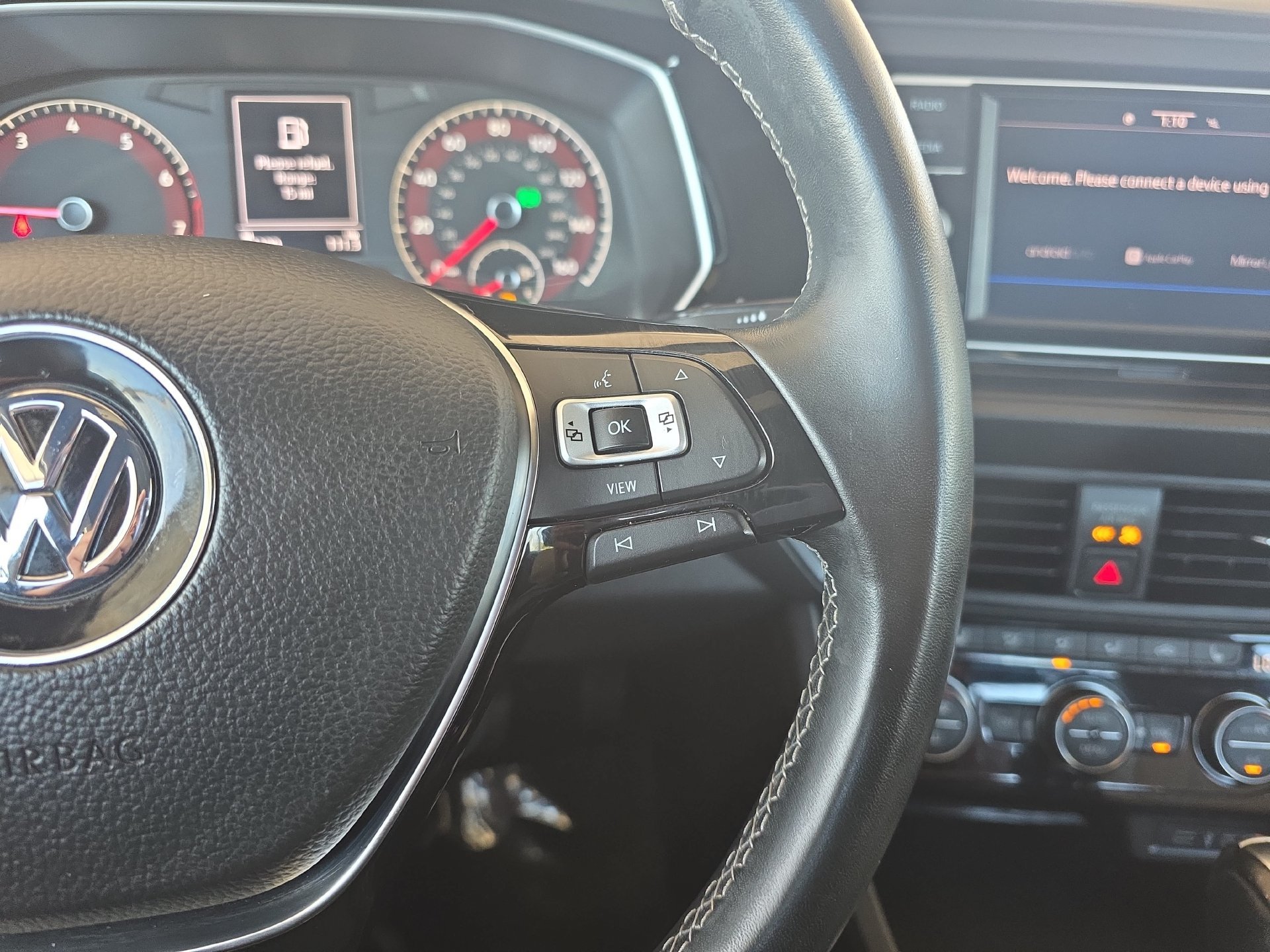 Used 2020 Volkswagen Jetta R-Line FWD image 17