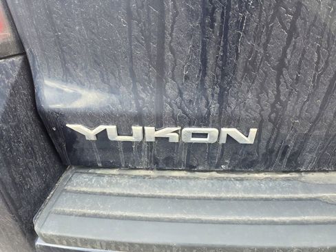 Used 2018 GMC Yukon SLE image 11