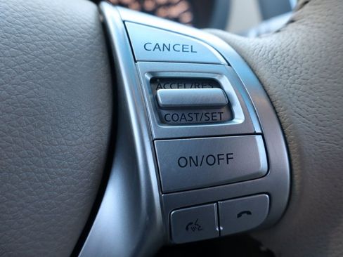 Used 2017 Nissan Altima 2.5 SV FWD image 30