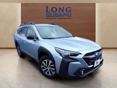 Used 2024 Subaru Outback Premium image 4