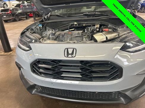 Used 2024 Honda HR-V Sport image 2