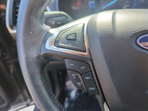 Used 2020 Ford Edge SEL w/ Convenience Package FWD image 12