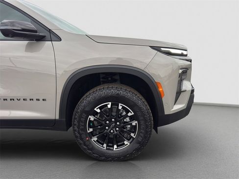 New 2026 Chevrolet Traverse Z71 w/ Enhanced Driving Package image 25