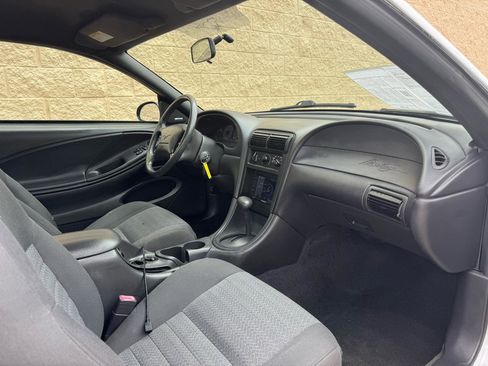 Used 2000 Ford Mustang GT RWD image 13