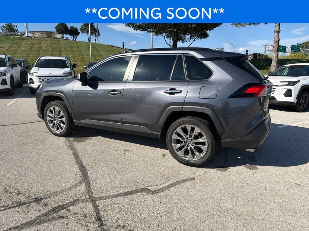 Certified 2021 Toyota RAV4 Limited AWD/4WD image 10