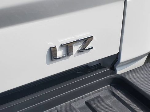 Used 2018 Chevrolet Silverado 2500 LTZ w/ Duramax Plus Package AWD/4WD image 33