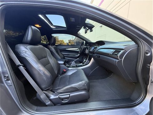 Used 2016 Honda Accord Touring image 13
