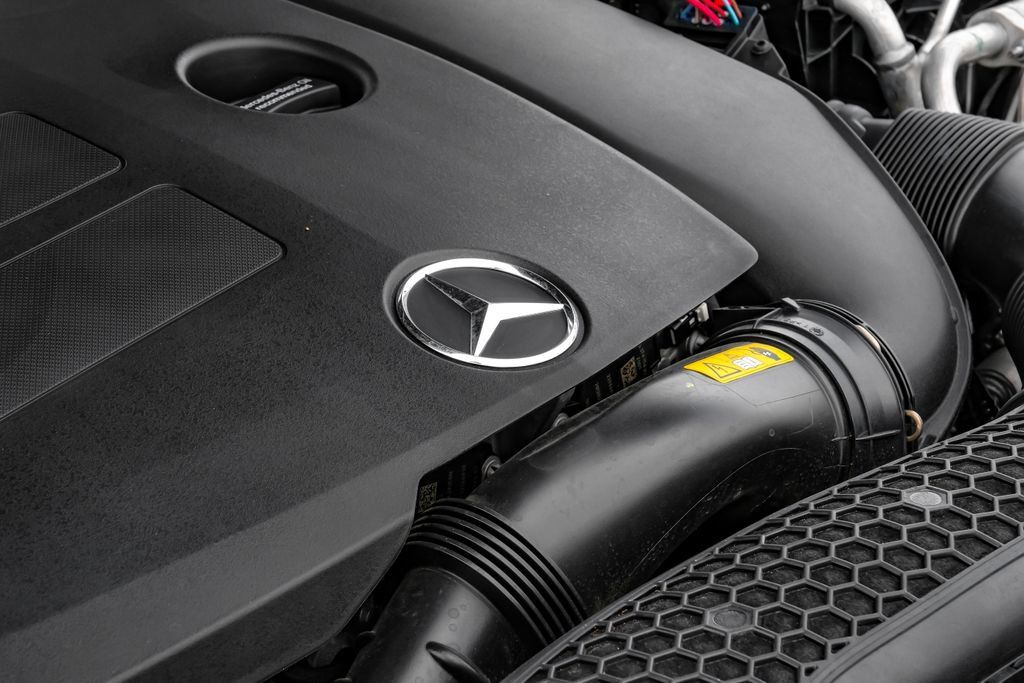 Used 2021 Mercedes-Benz E 350 4MATIC Sedan w/ Premium Package image 61