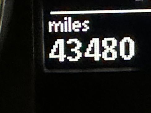 Used 2012 Volkswagen Golf 4-Door image 24