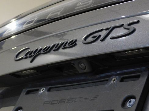 Used 2021 Porsche Cayenne GTS image 88