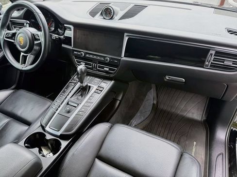 Used 2021 Porsche Macan AWD/4WD image 29