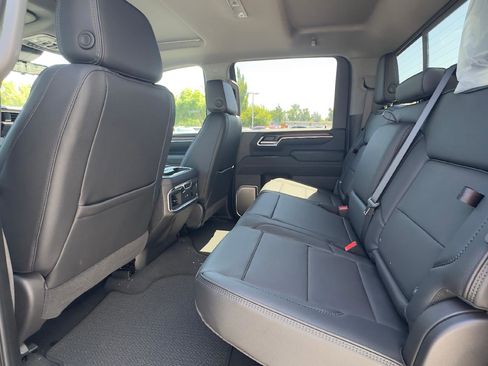New 2026 GMC Sierra 3500 Denali w/ Denali Reserve Package AWD/4WD image 8