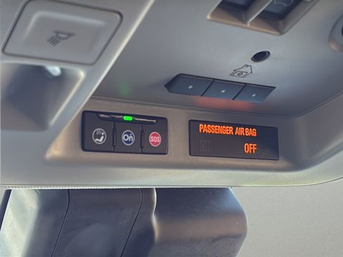 Used 2020 Cadillac Escalade Premium Luxury AWD/4WD image 39