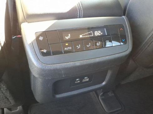 Certified 2024 Nissan Pathfinder SL AWD/4WD image 15