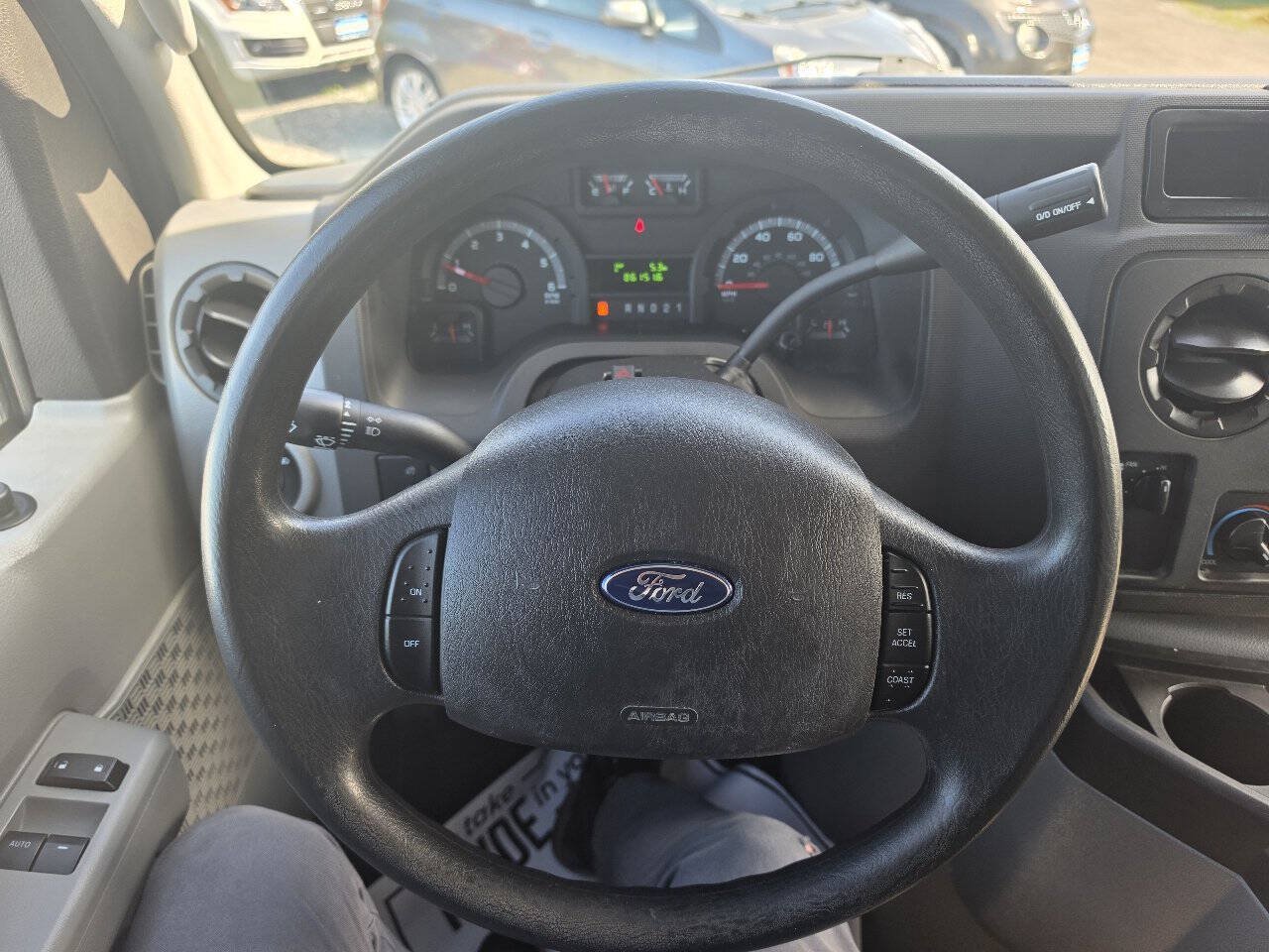 Used 2014 Ford E-250 and Econoline 250 RWD image 20
