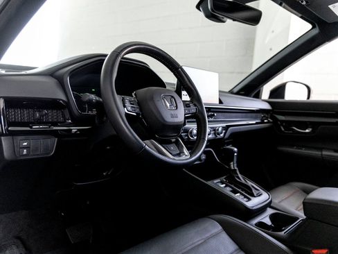 Used 2025 Honda CR-V Sport Touring image 13