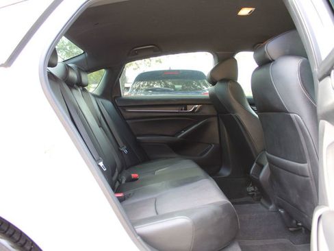 Used 2019 Honda Accord Sport image 33