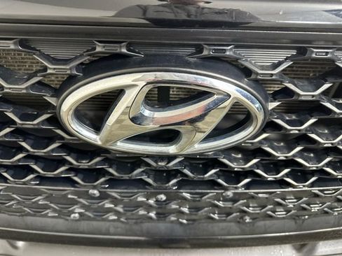 Used 2018 Hyundai Kona SE image 24