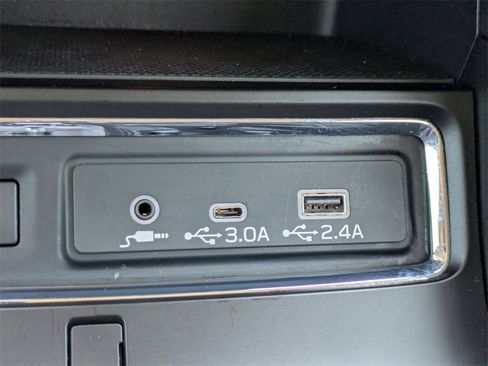 Certified 2025 Subaru Ascent Premium image 20