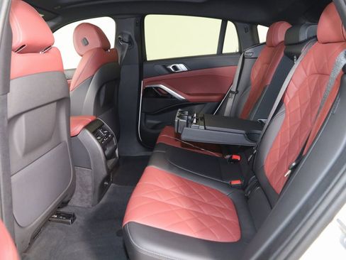 Used 2024 BMW X6 xDrive40i image 75