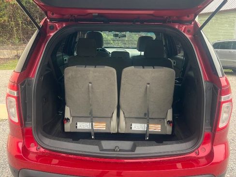 Used 2012 Ford Explorer XLT w/ Class III Trailer Tow Pkg image 27