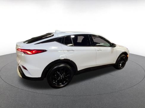 Used 2025 Buick Envista Sport Touring image 14