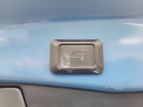 Used 2023 Toyota RAV4 SE w/ Convenience Package AWD/4WD image 30