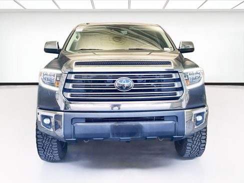 Used 2018 Toyota Tundra Limited image 2