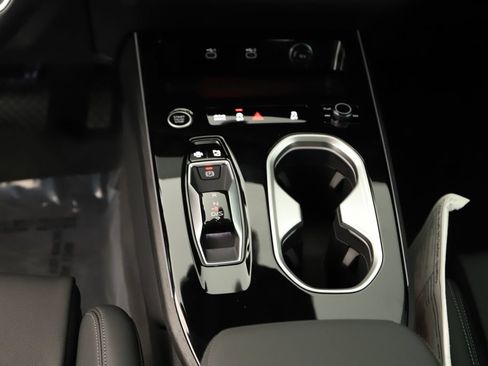 New 2026 Audi A6 Premium Plus AWD/4WD image 20