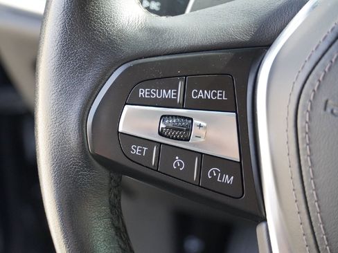 Used 2022 BMW X6 xDrive40i w/ Premium Package image 19