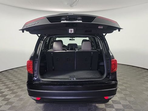Certified 2017 Honda Pilot EX image 8