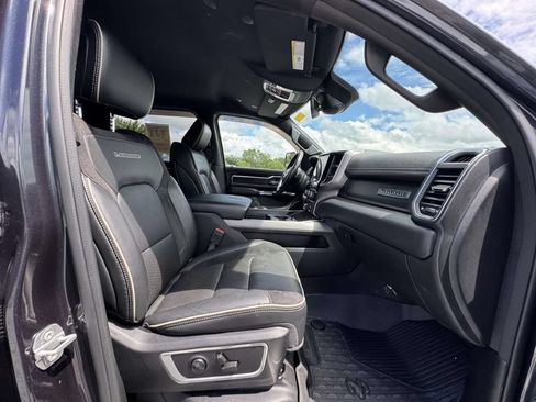 Used 2021 RAM 1500 Laramie w/ Sport Appearance Package AWD/4WD image 15