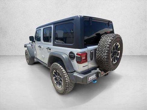Used 2024 Jeep Wrangler Unlimited Rubicon 4xe AWD/4WD image 3