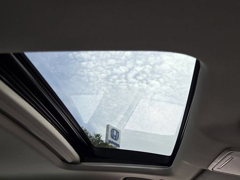 Used 2025 Honda Accord SE image 17
