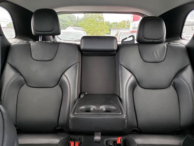 Used 2019 Jeep Cherokee Limited AWD/4WD image 15