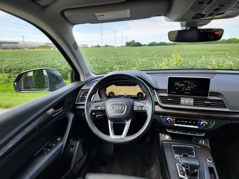 Used 2018 Audi Q5 Prestige w/ Prestige Package AWD/4WD image 17